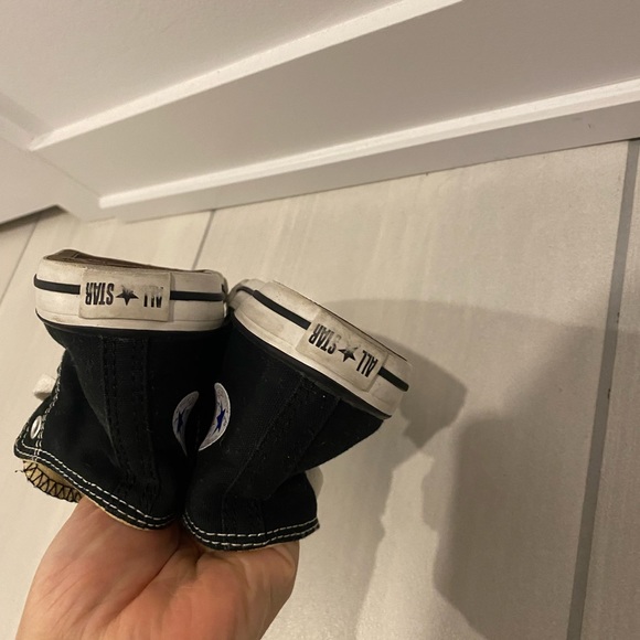 Converse Chuck Taylor All Star Hi Sneaker - Baby / Toddler - Black- size 10 - Picture 5 of 7